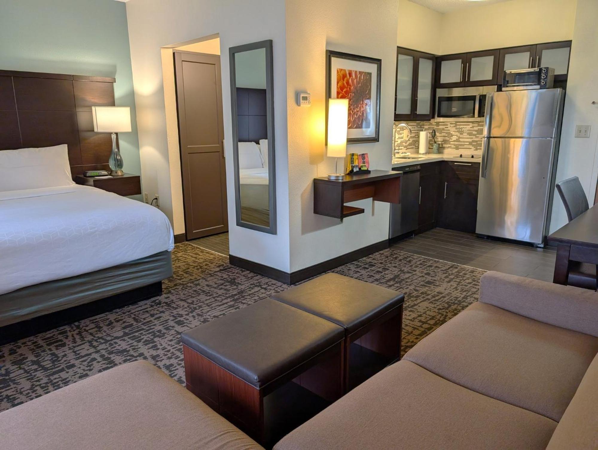 Staybridge Indianapolis-fishers By Ihg Fishers