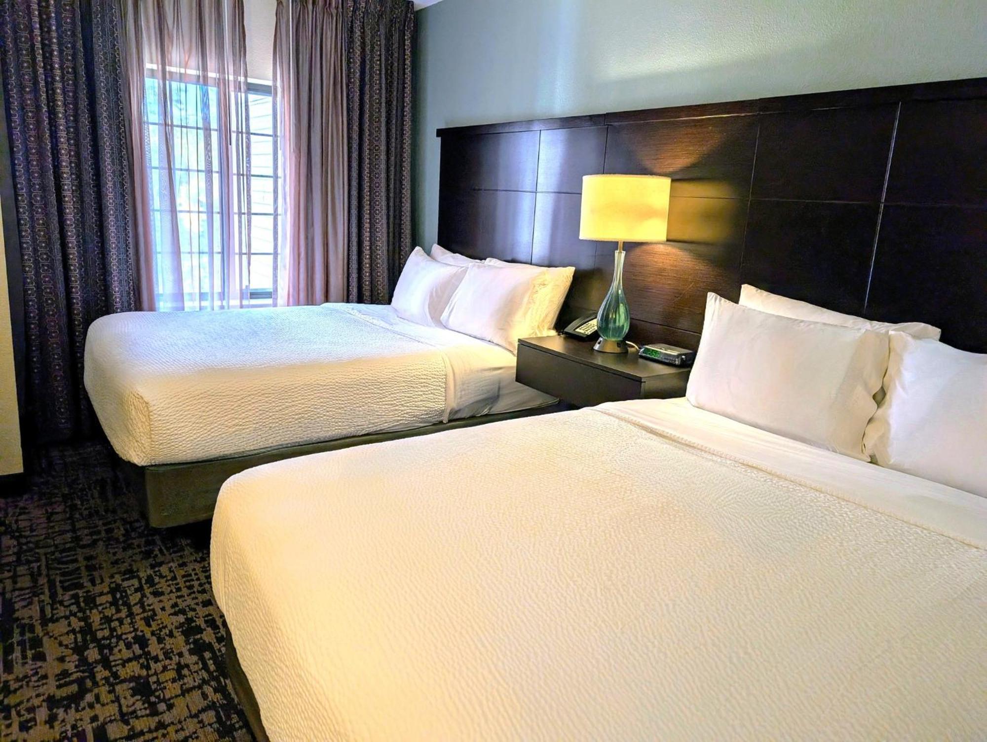 Staybridge Indianapolis-fishers By Ihg