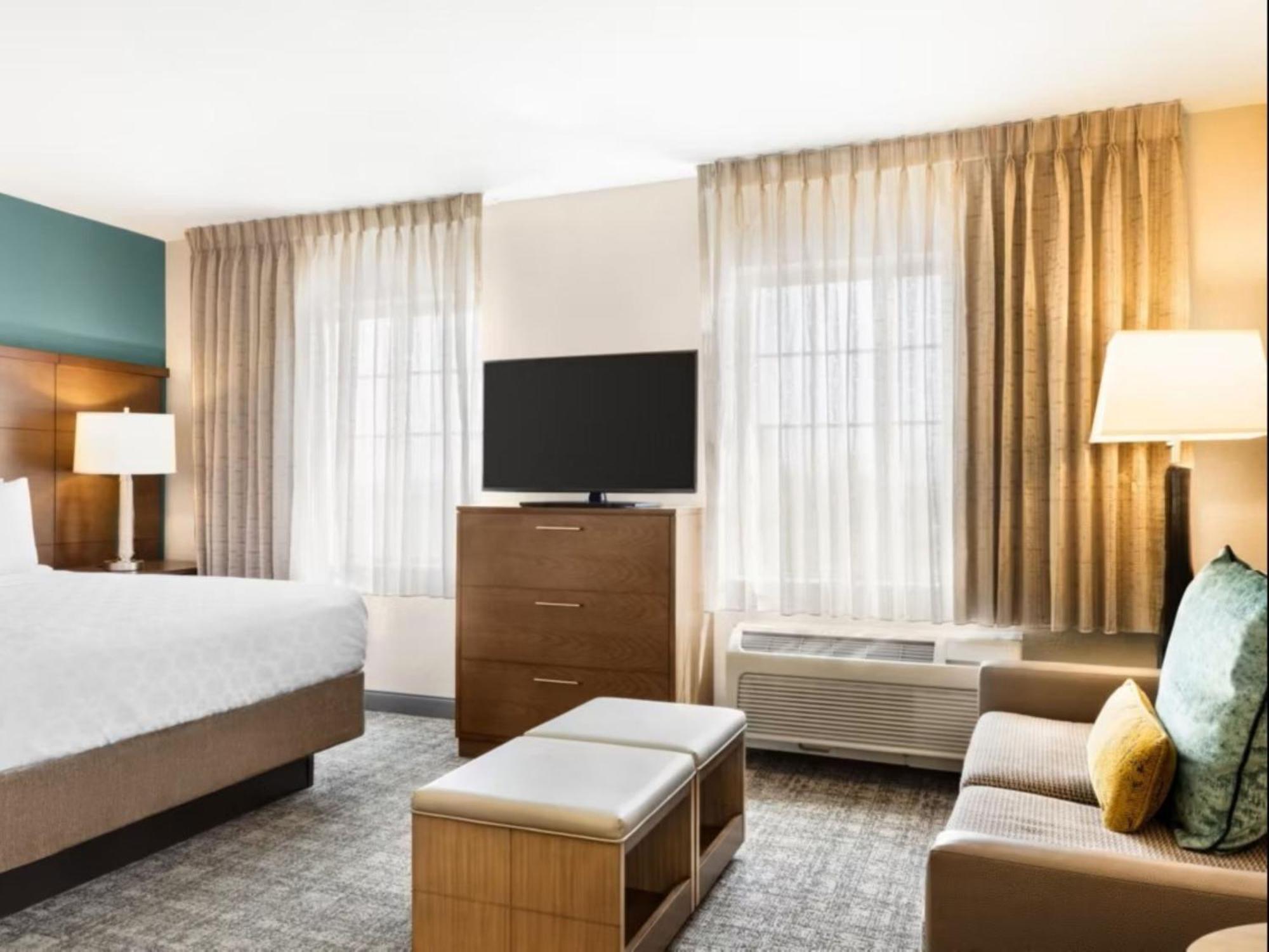Staybridge Indianapolis-fishers By Ihg Hotel