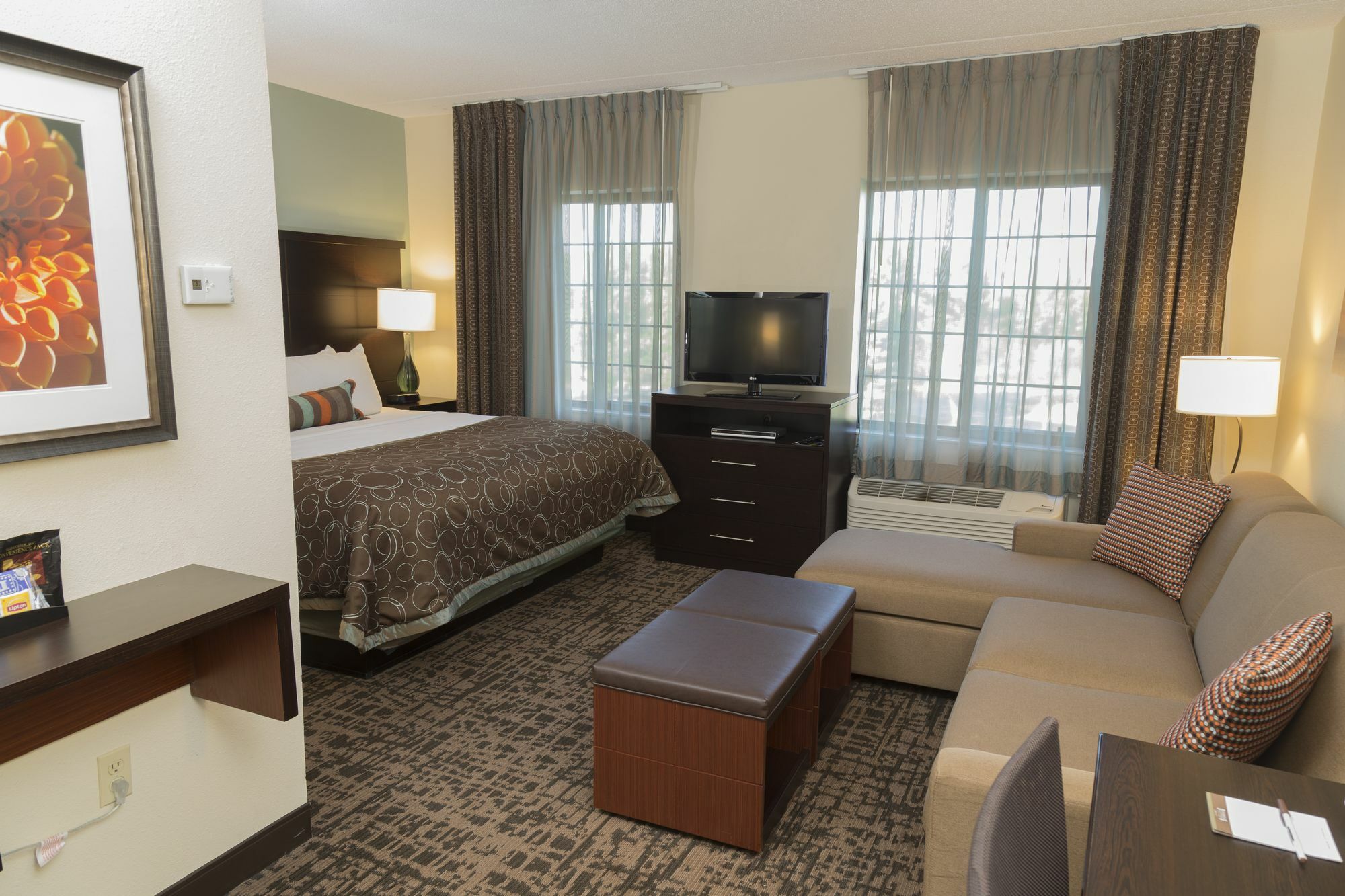 Staybridge Indianapolis-fishers By Ihg 3*